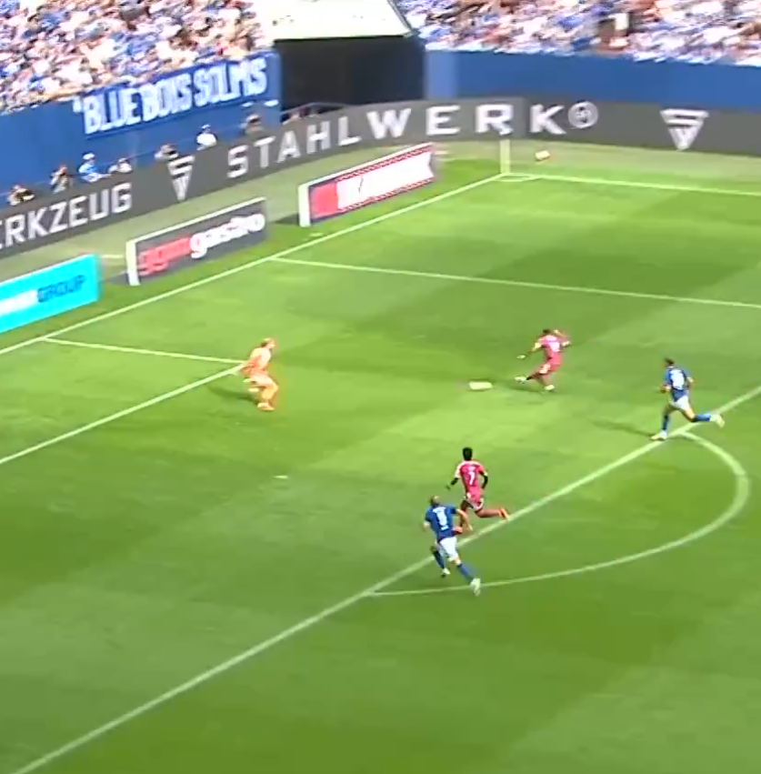 Así fueron los goles de Mbappé, Huijsen y Espí al Schalke 04